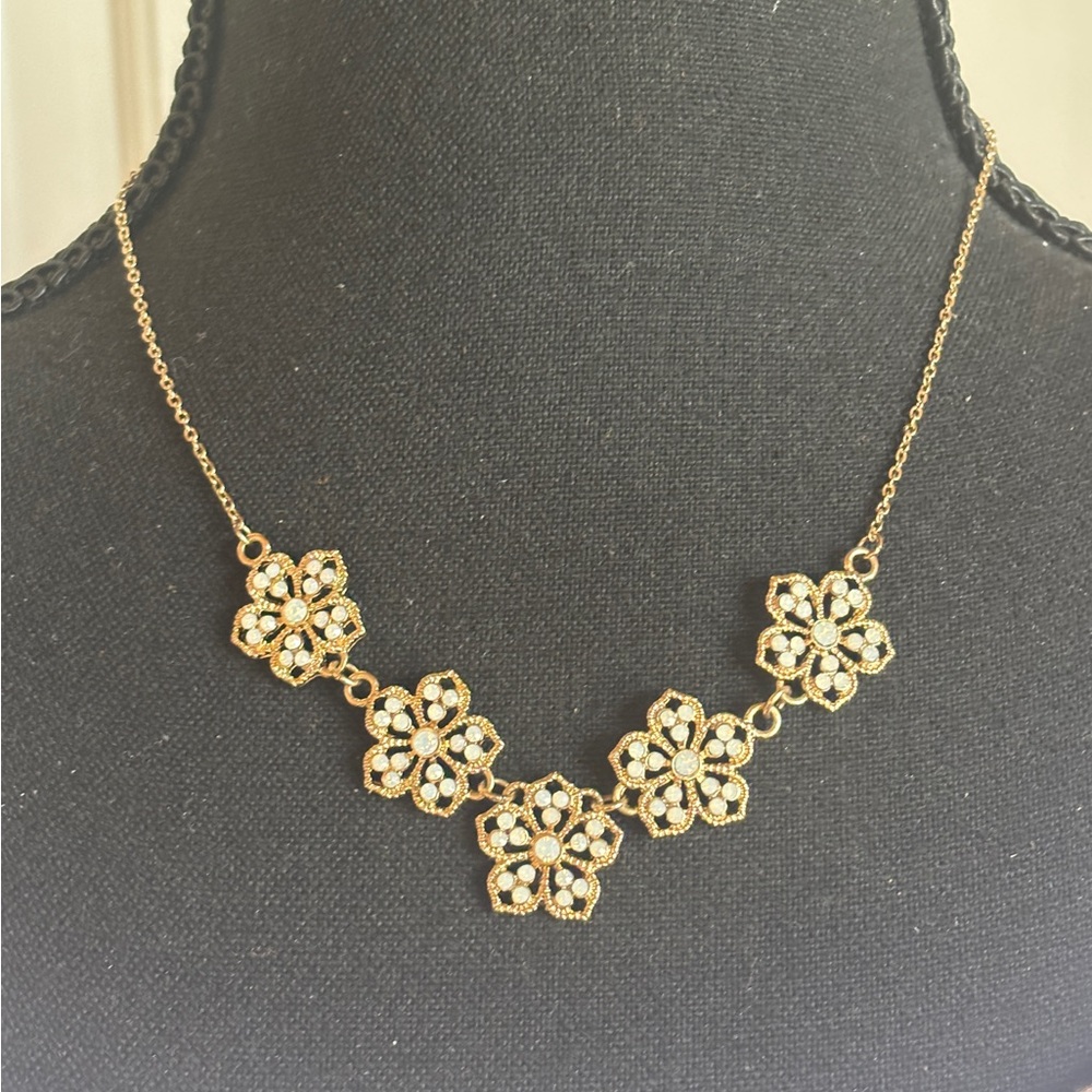 Elegant Gold-Tone Metal Floral Necklace